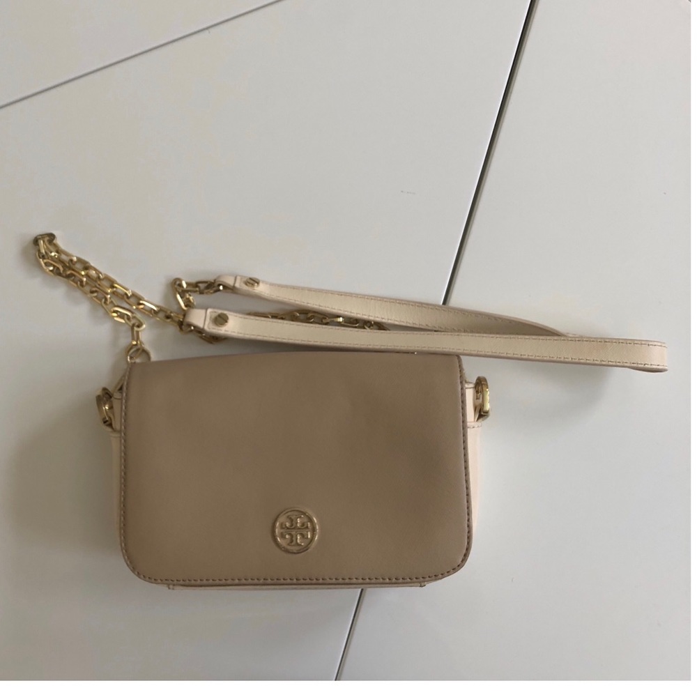 Tory Burch Nude Robinson Shoulder Bag